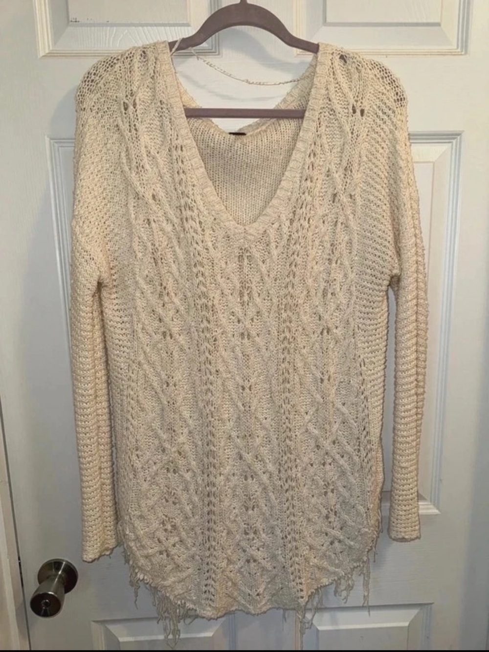 Free People Women's Cream Cable Knit V-Neck Sweater